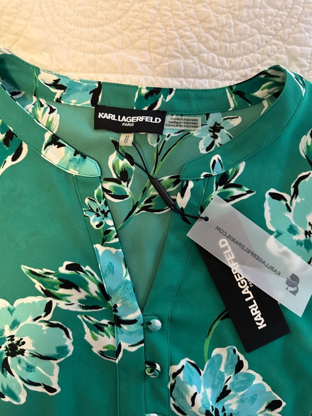 Karl Lagerfeld Teal & White Floral Split-Neck Blouse - Picture 2 of 5